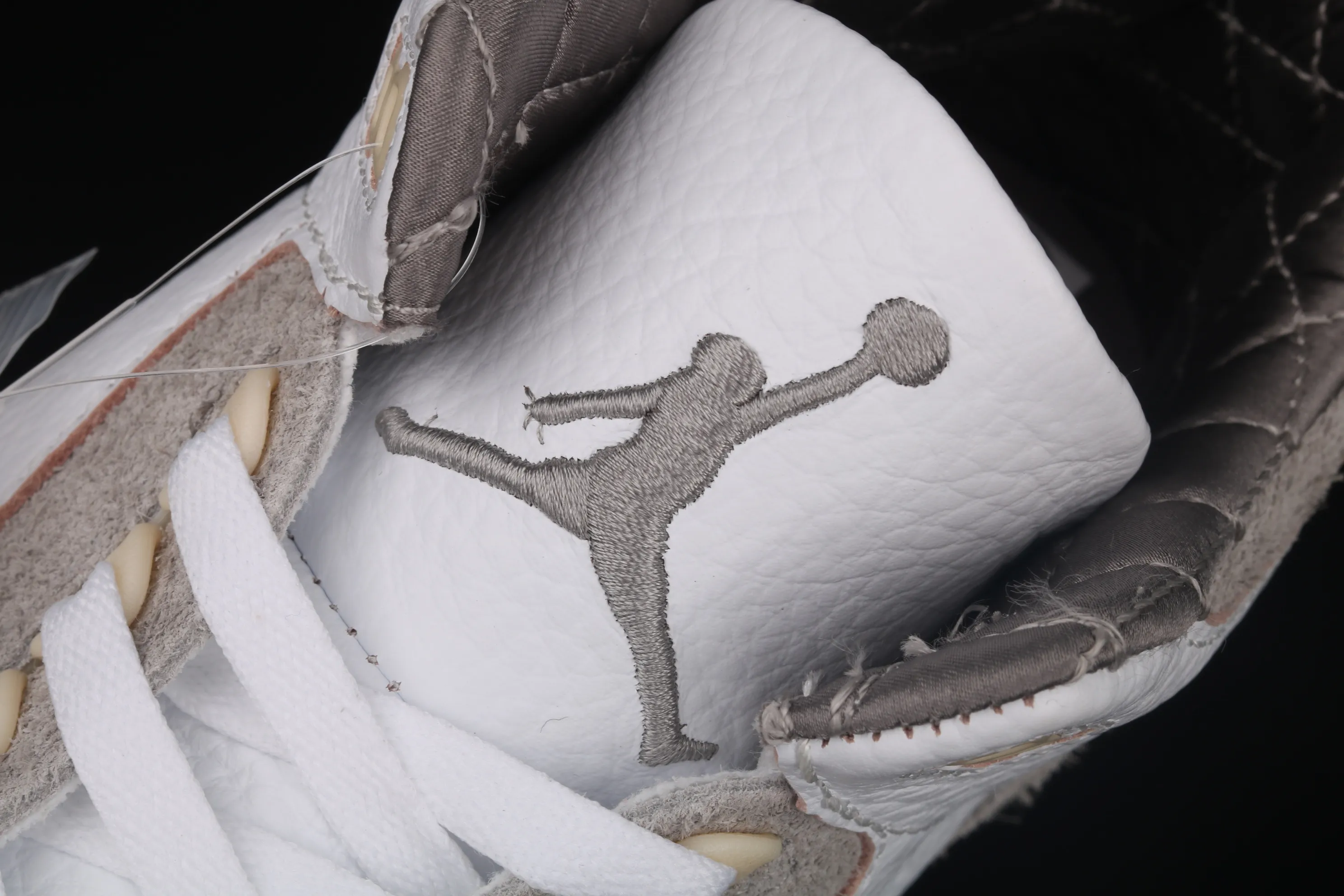 All categories Air Jordan Jordan series basketball shoes Air Jordan 3 L version A Ma Maniére x Air Jordan 3 AJ3 Joe 3 joint basketball shoes DH3434-110